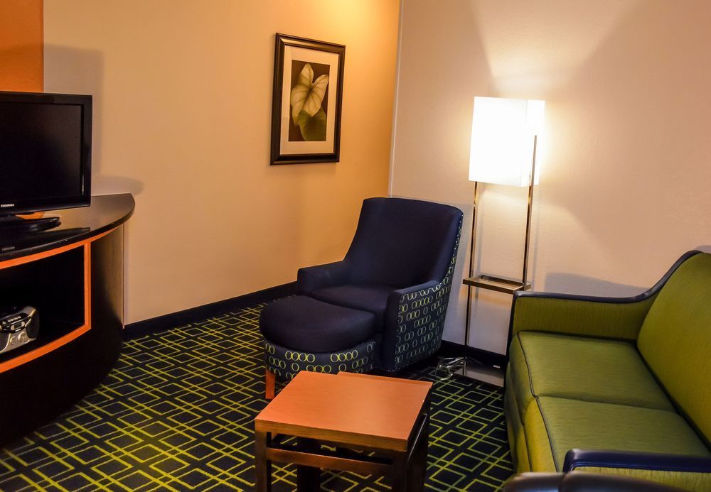 Fairfield Inn & Suites Fredericksburg Exteriör bild